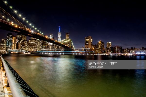 Brooklyn Bridge and Manhattan Skyline at night for Getty Images  - Places - Flash Me Commercial Photographer in New York And Jacksonville, Florida